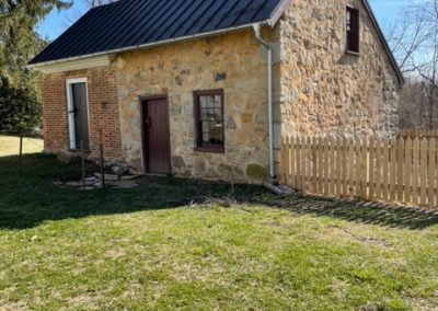 Kitchen with fence